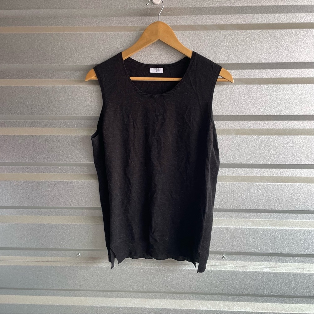 Akris Punto charcoal wool sleeveless sweater tank